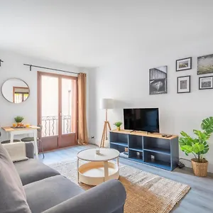 Paisible Studio Rue De La Paix France