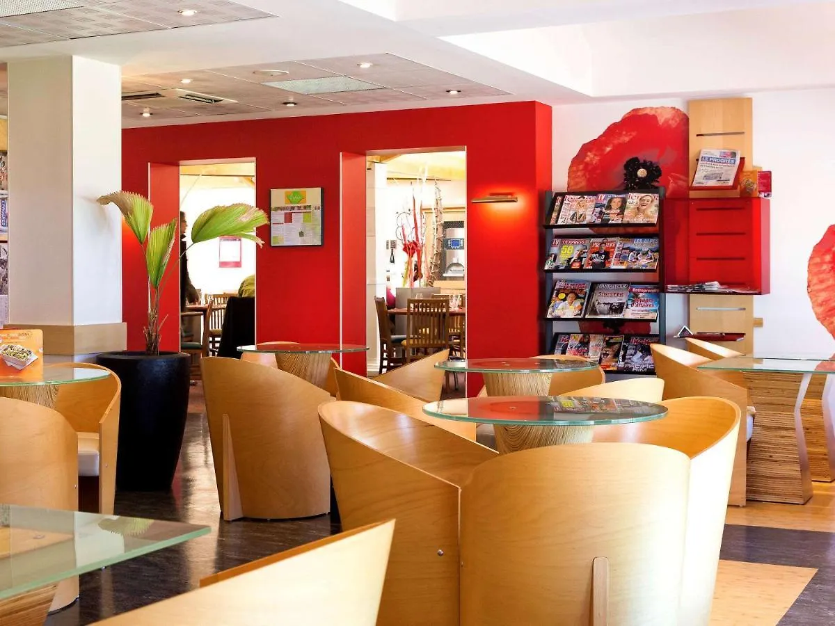 Hotel Ibis Lyon Est Bron
