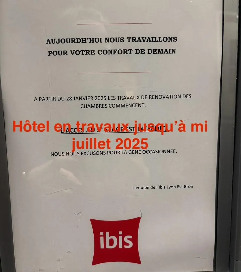 Hotel Ibis Lyon Est Bron