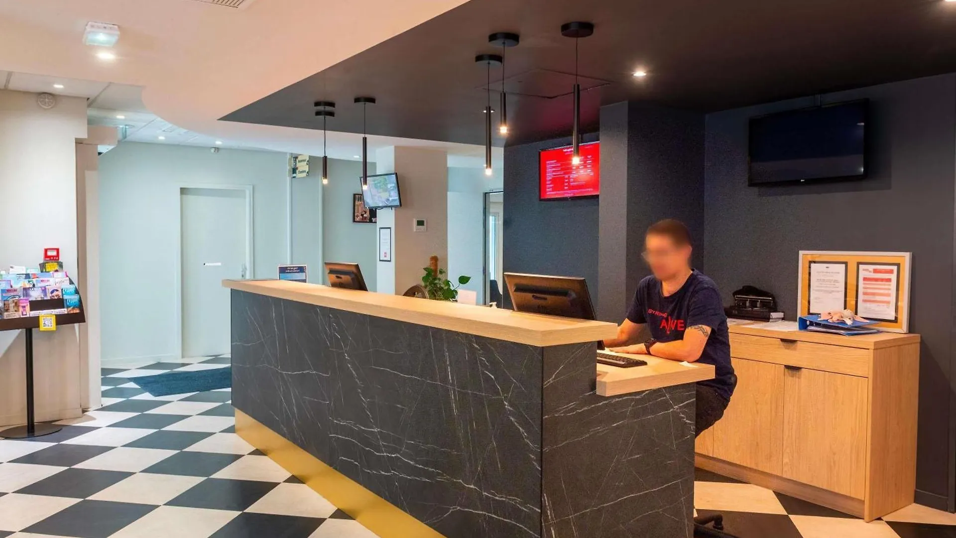 Hotel Ibis Lyon Est Bron Francia