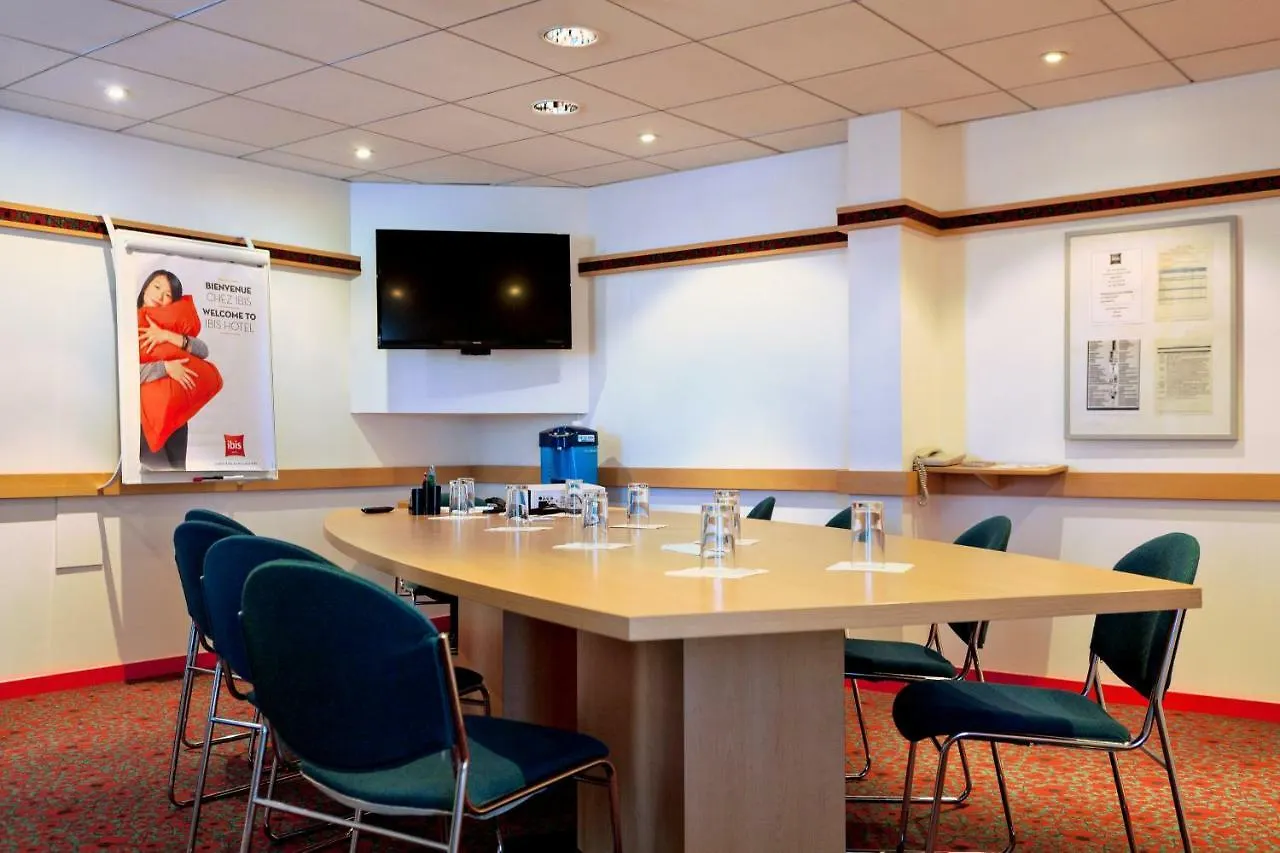 Hotel Ibis Lyon Est Bron