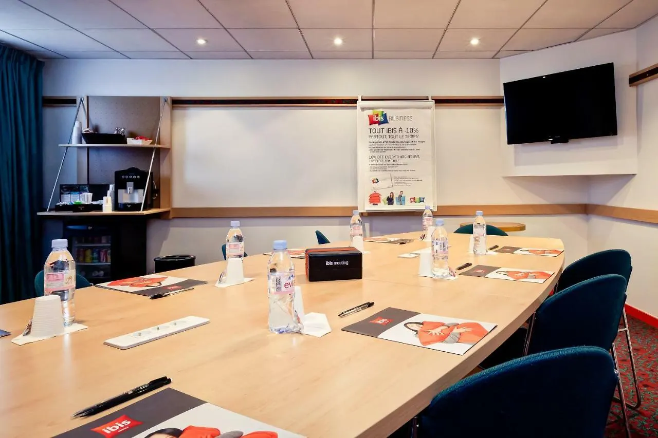 ***  Ibis Lyon Est Bron Hotel Frankrig